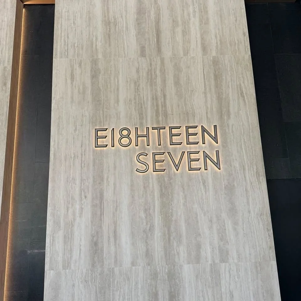 1 Bedroom condo in EI8HTEEN SEVEN - One Bangkok