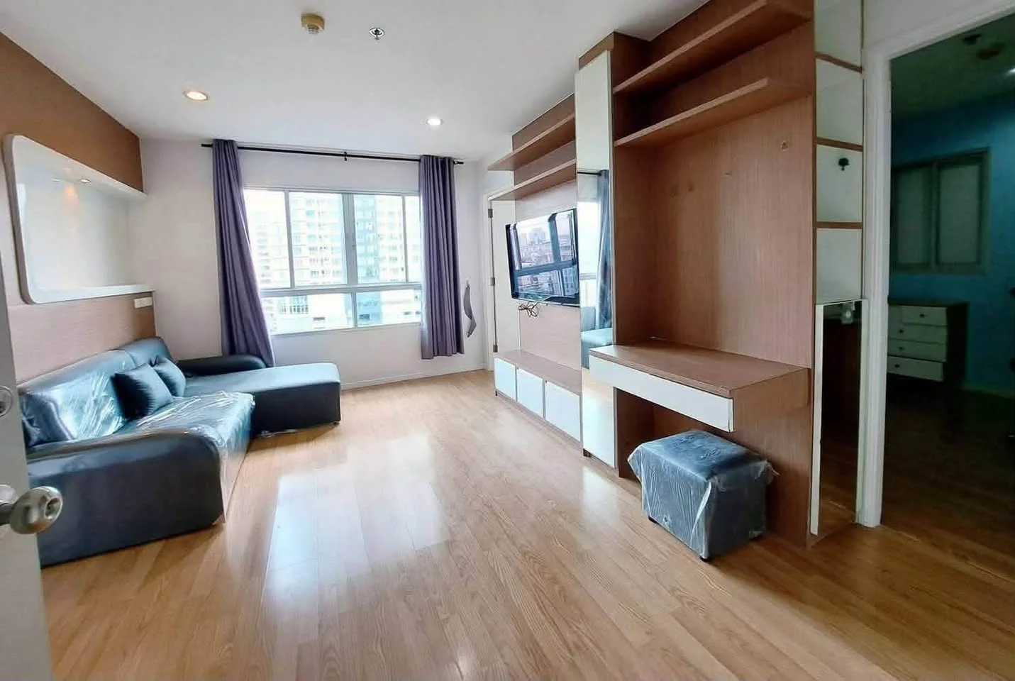 2 Bedroom condo in Lumpini Ville Ramkhamhaeng 60/2