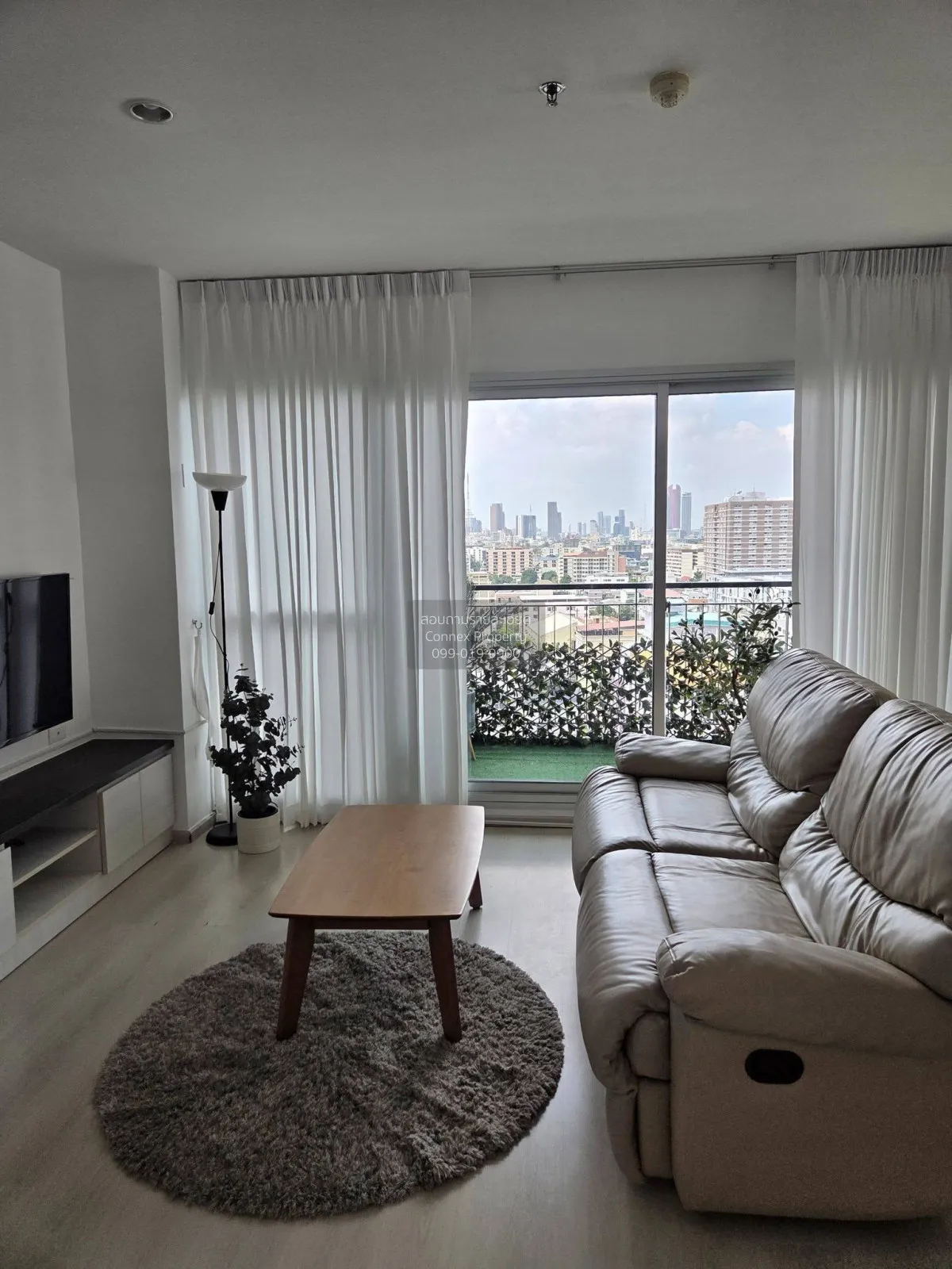 2 Bedroom condo in Life Ratchadapisek