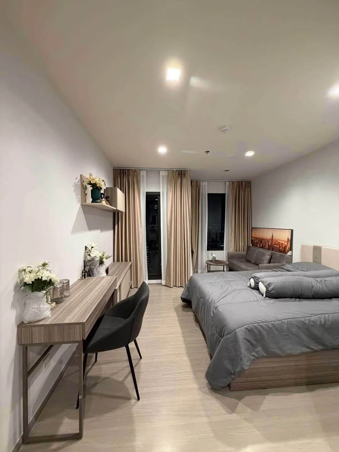1 Bedroom condo in Life Sathorn Sierra