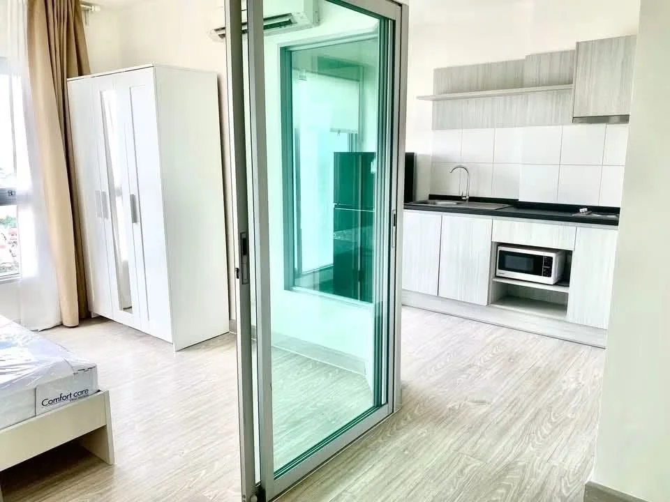 Studio condo in Aspire Ngamwongwan