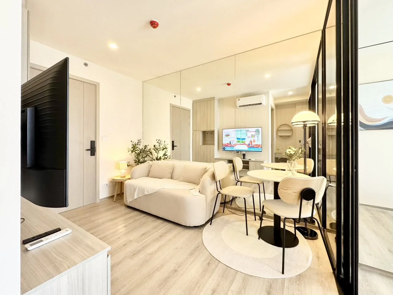 1 Bedroom condo in Origin Place Bangna