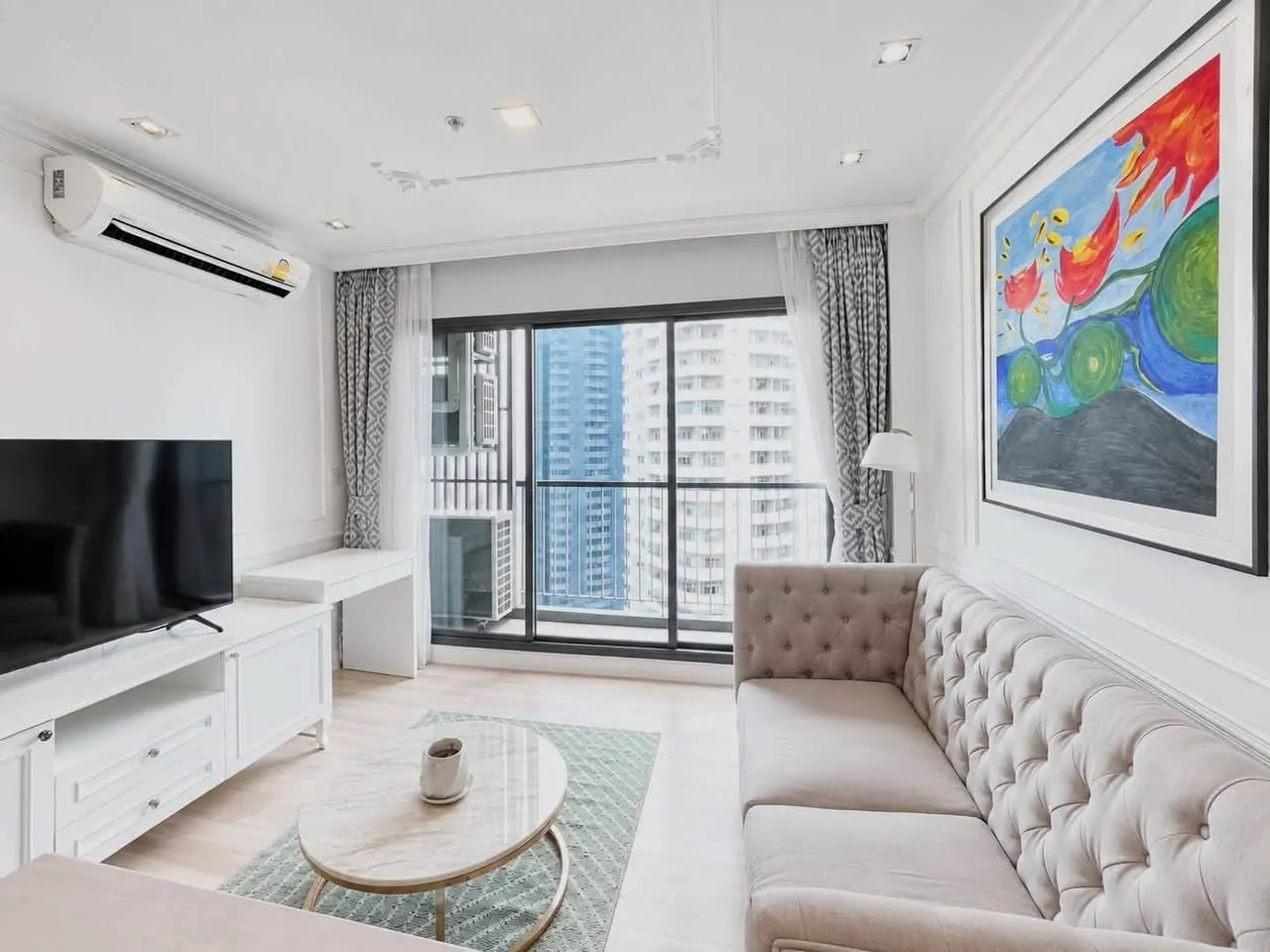 2 Bedroom condo in Life One Wireless