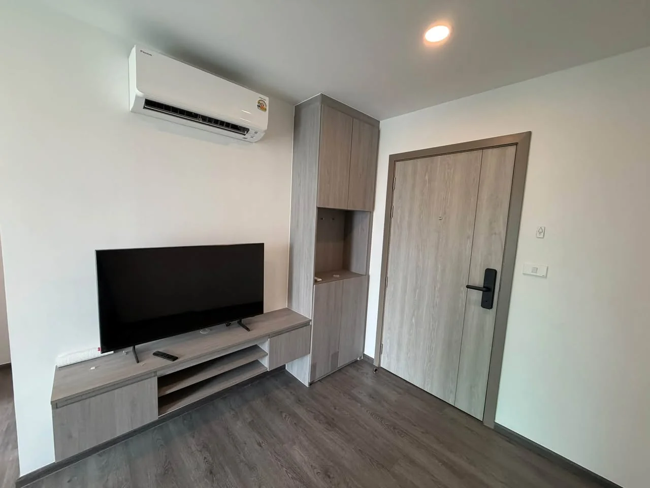 1 Bedroom condo in Brixton Pet&Play Phahol 50 Station : บริกซ์ตัน เพ็ทแอนด์เพลย์ พหลฯ 50 สเตชั่น