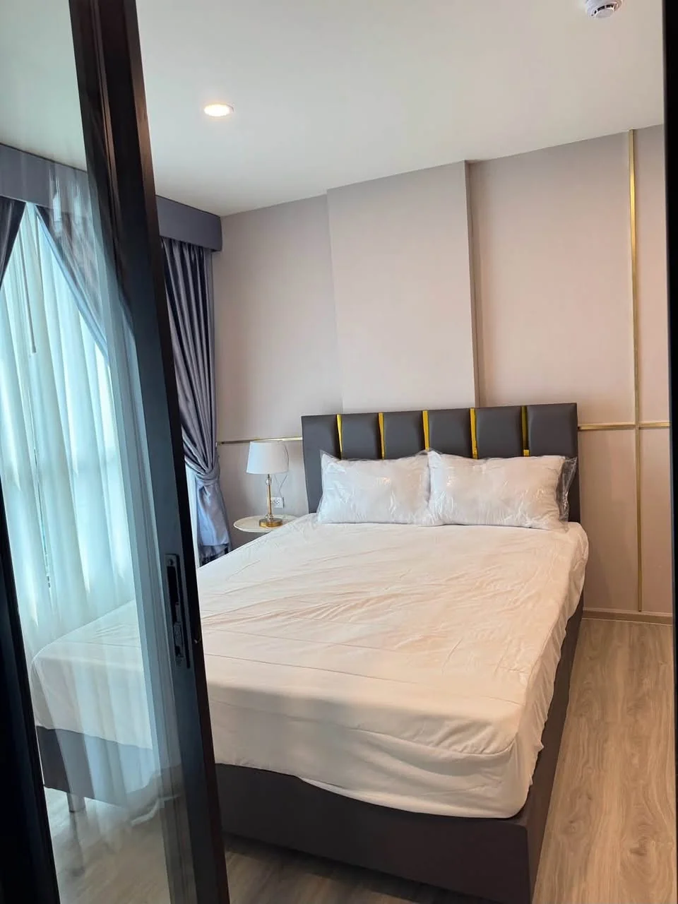 1 Bedroom condo in Origin Play Sri Udom Station