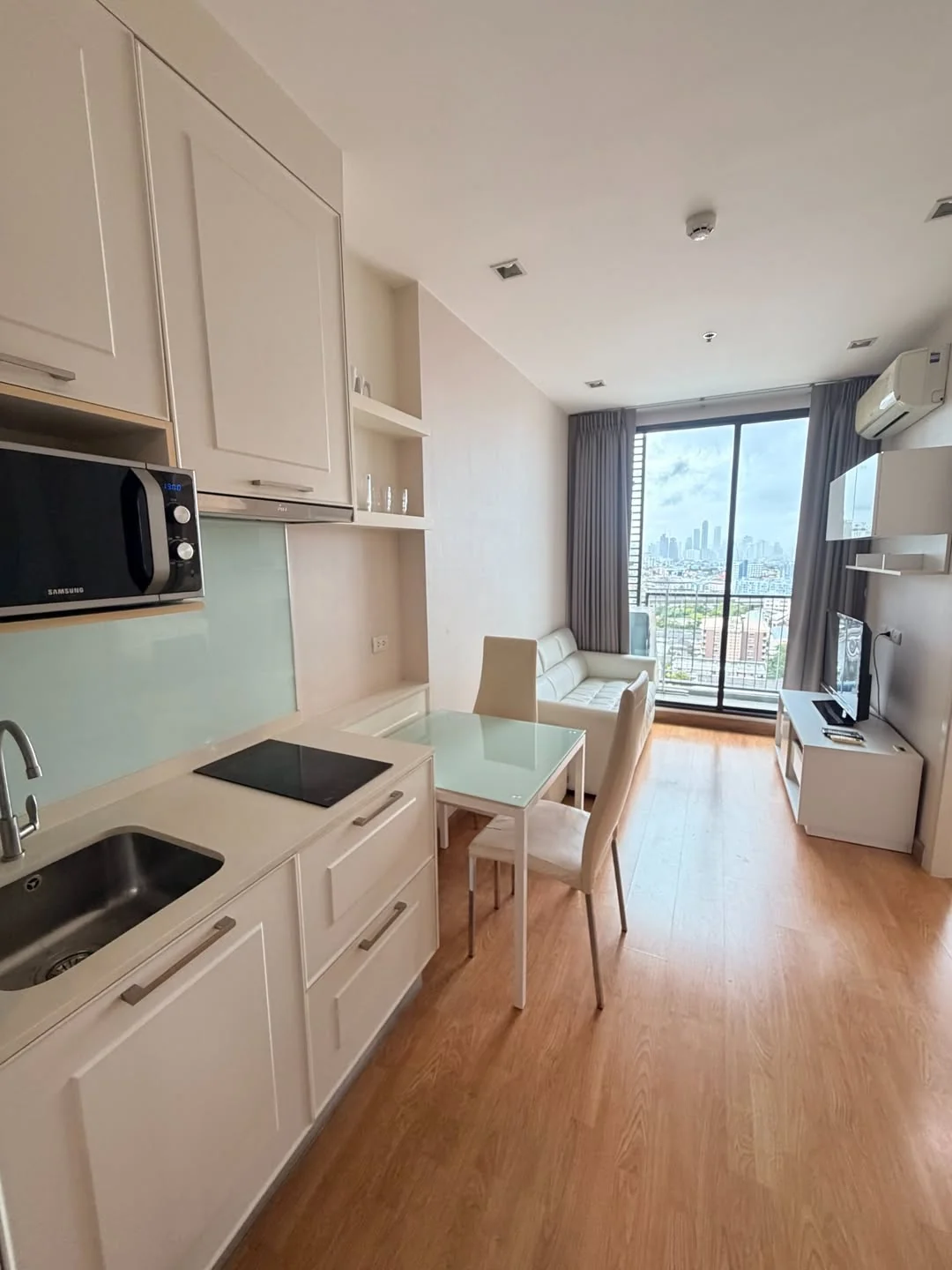 1 Bedroom condo in Q House Sukhumvit 79