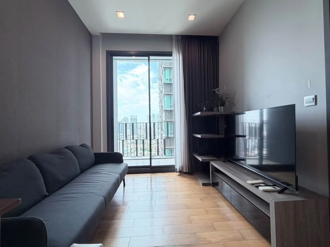 1 Bedroom condo in Keyne by Sansiri