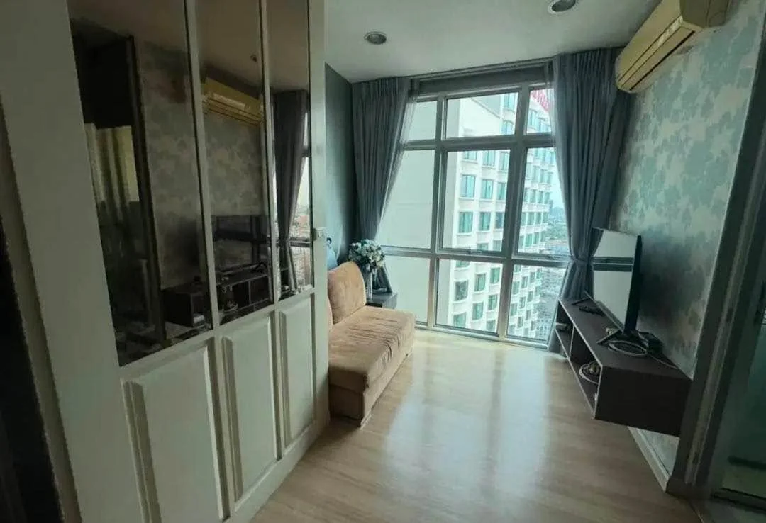 1 Bedroom condo in Chewathai Ratchaprarop