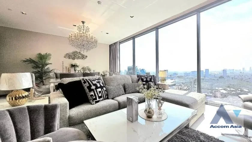 3 Bedroom condo in Q1 Sukhumvit