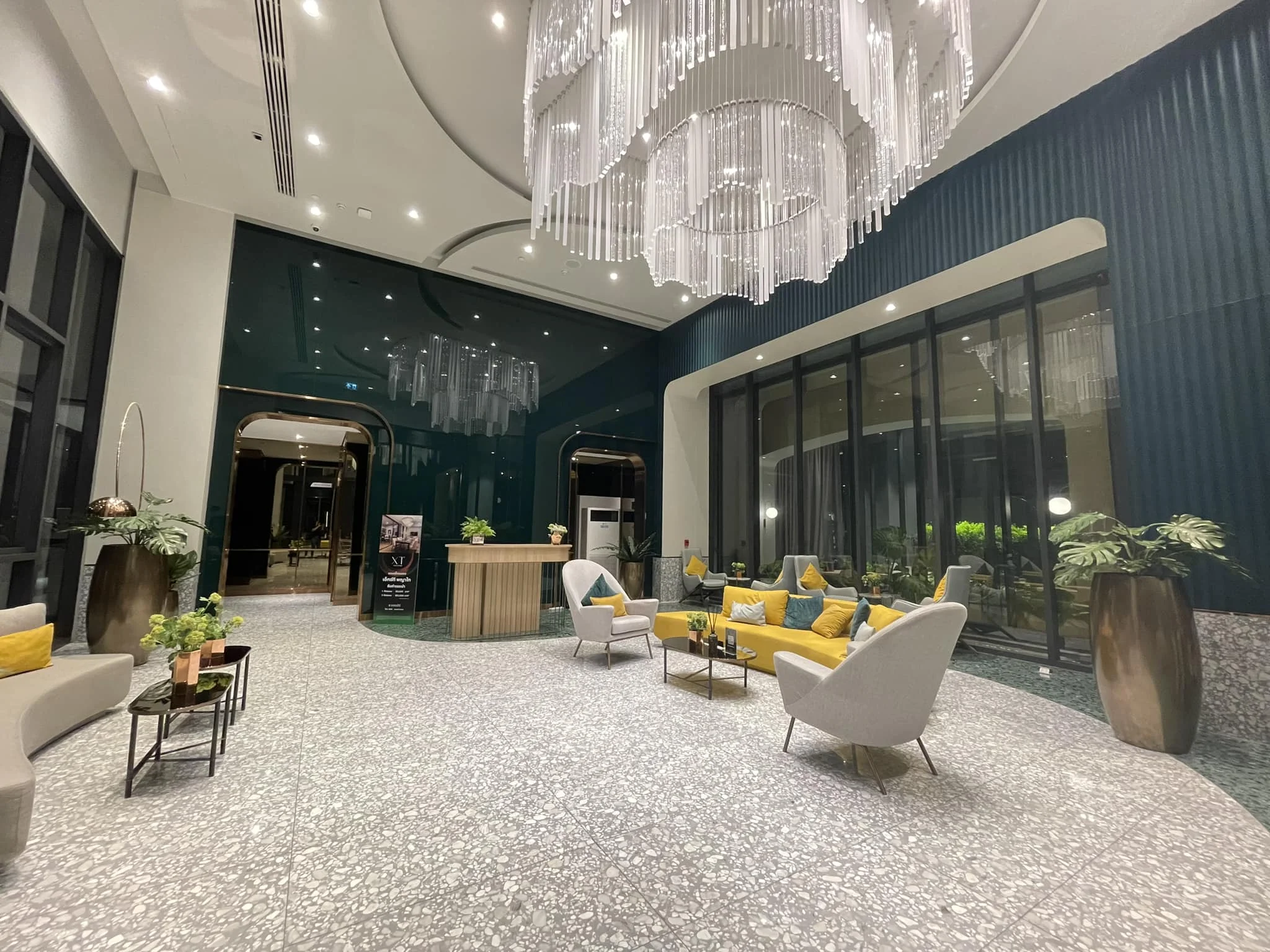 1 Bedroom condo in XT Phayathai
