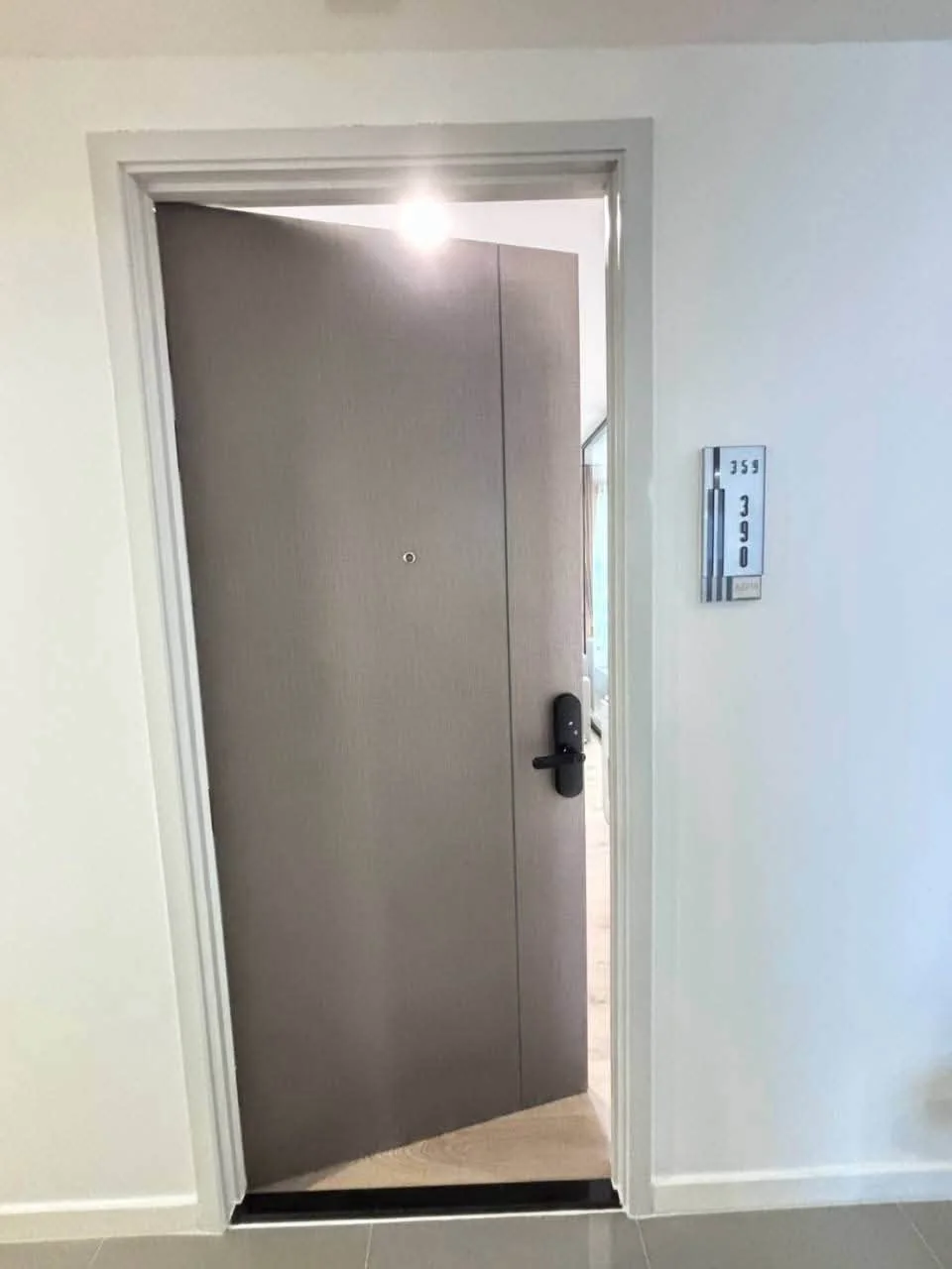Studio condo in Modiz Rhyme Ramkhamhaeng