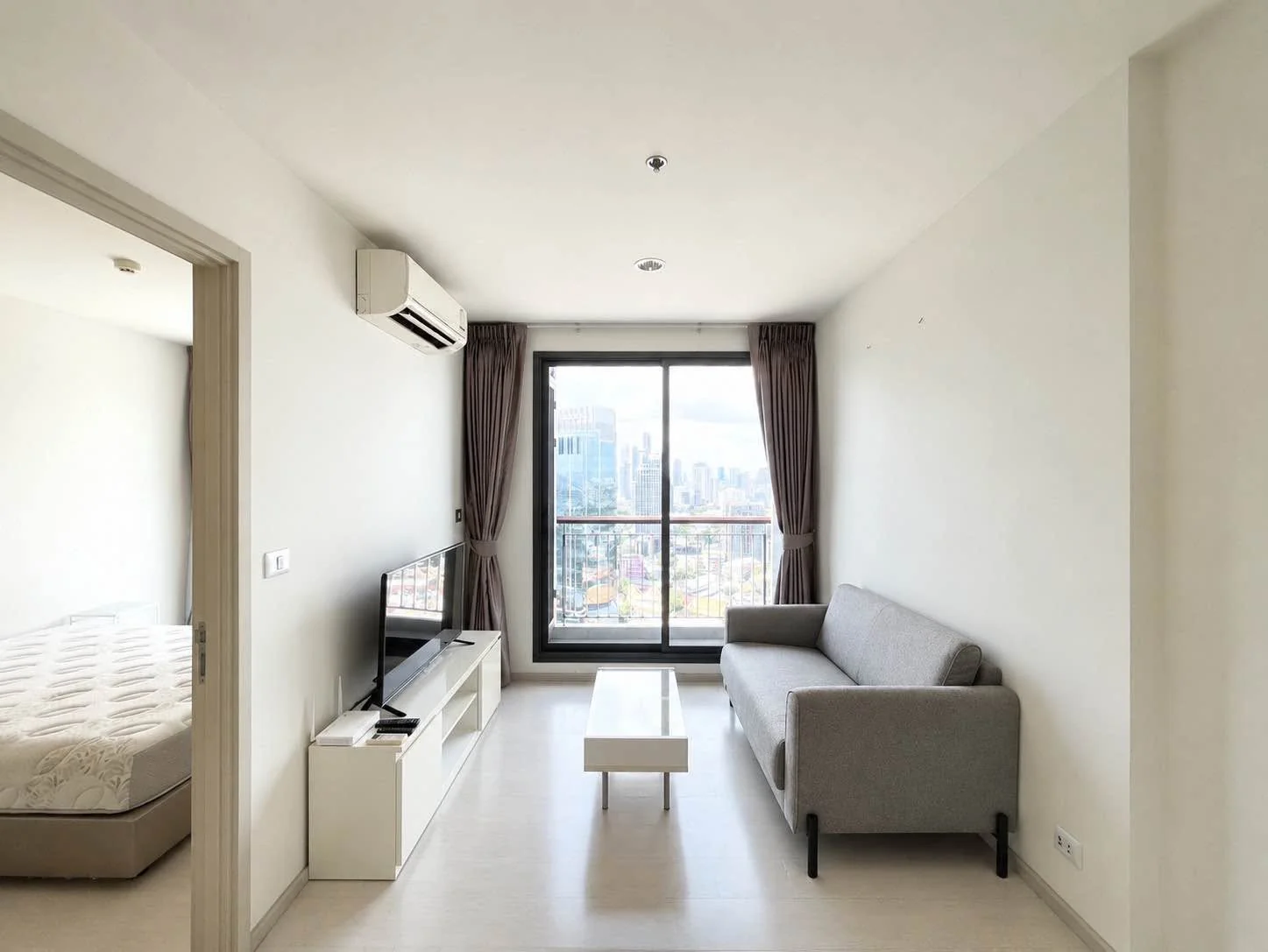1 Bedroom condo in Rhythm Sukhumvit 42