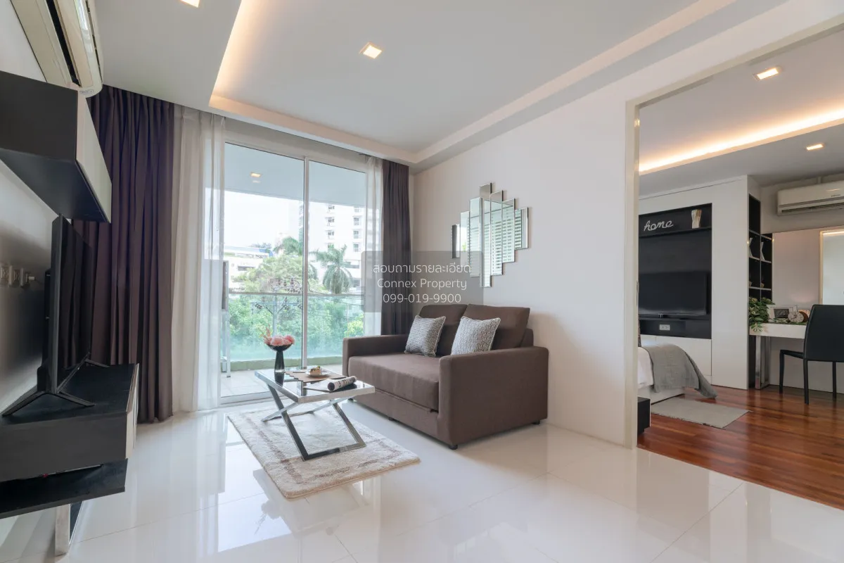1 Bedroom condo in Beverly 33 by Aspira