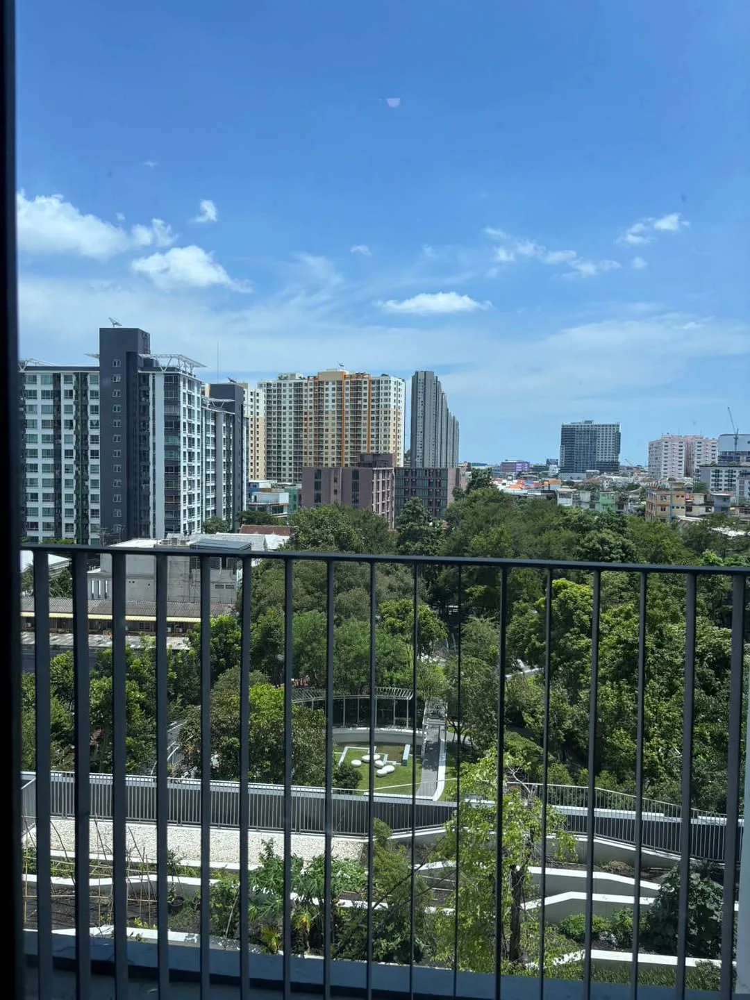 2 Bedroom condo in Whizdom Connect Sukhumvit