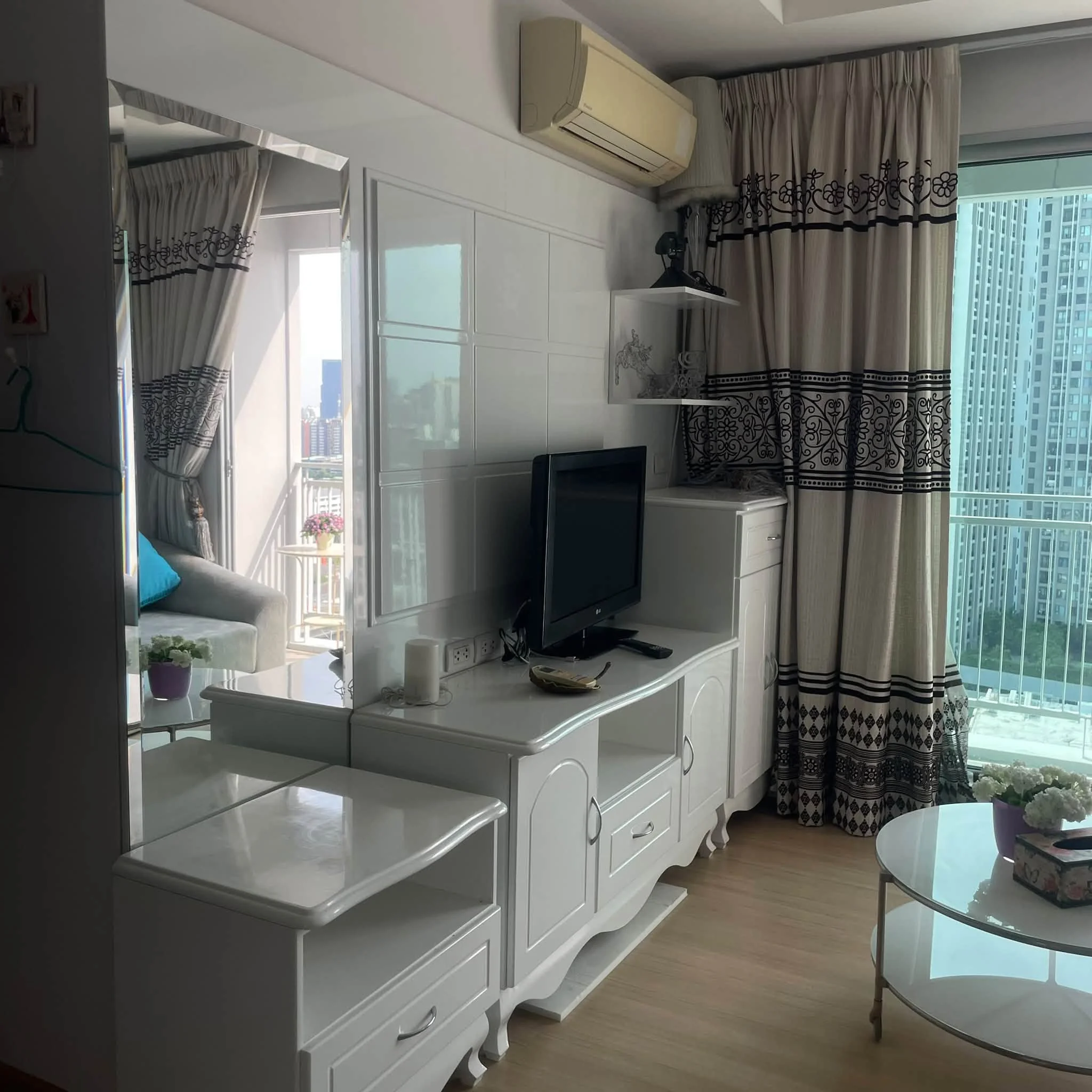 1 Bedroom condo in Thru Thonglor