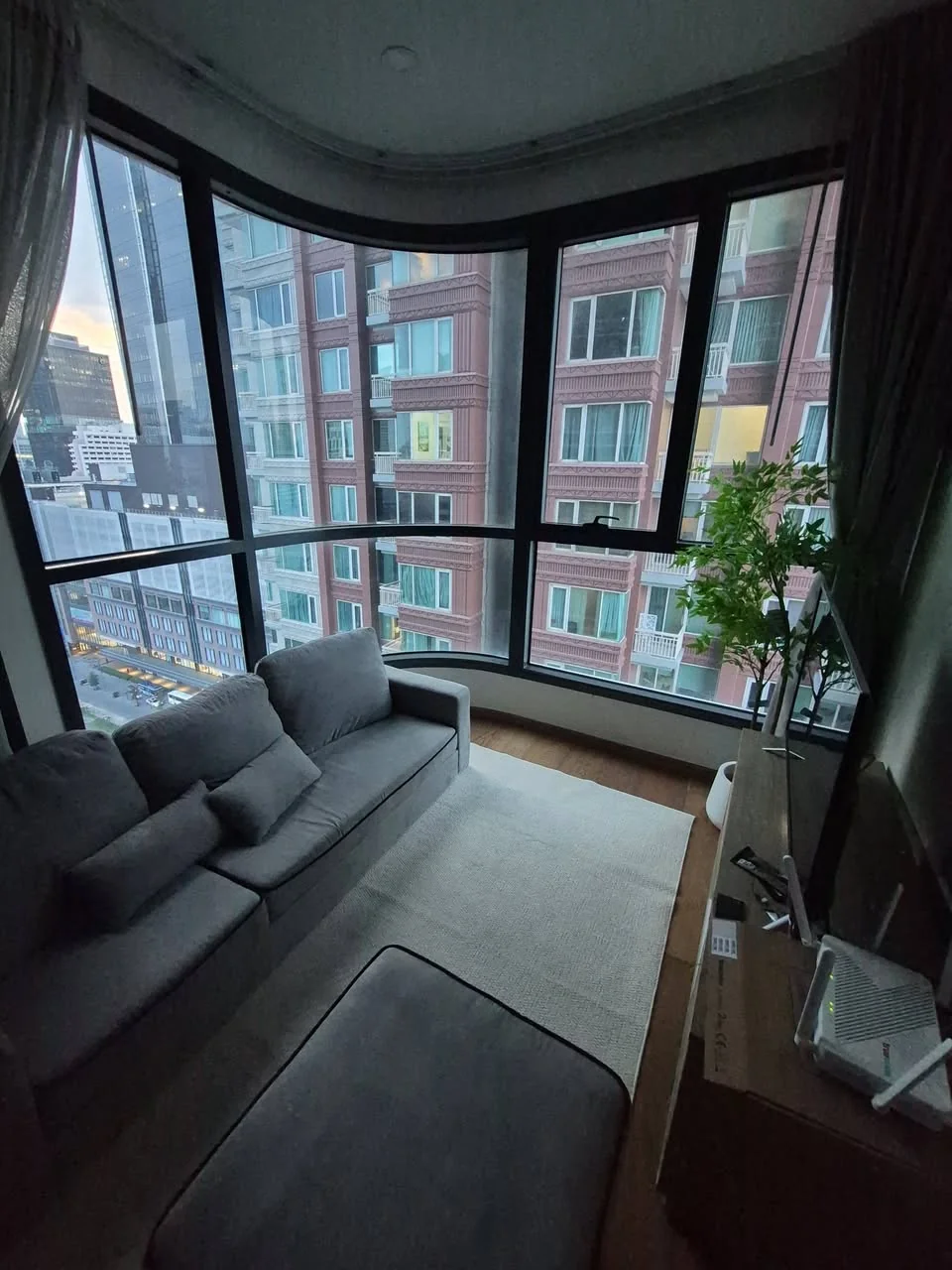 Studio condo in Q Chidlom-Phetchaburi