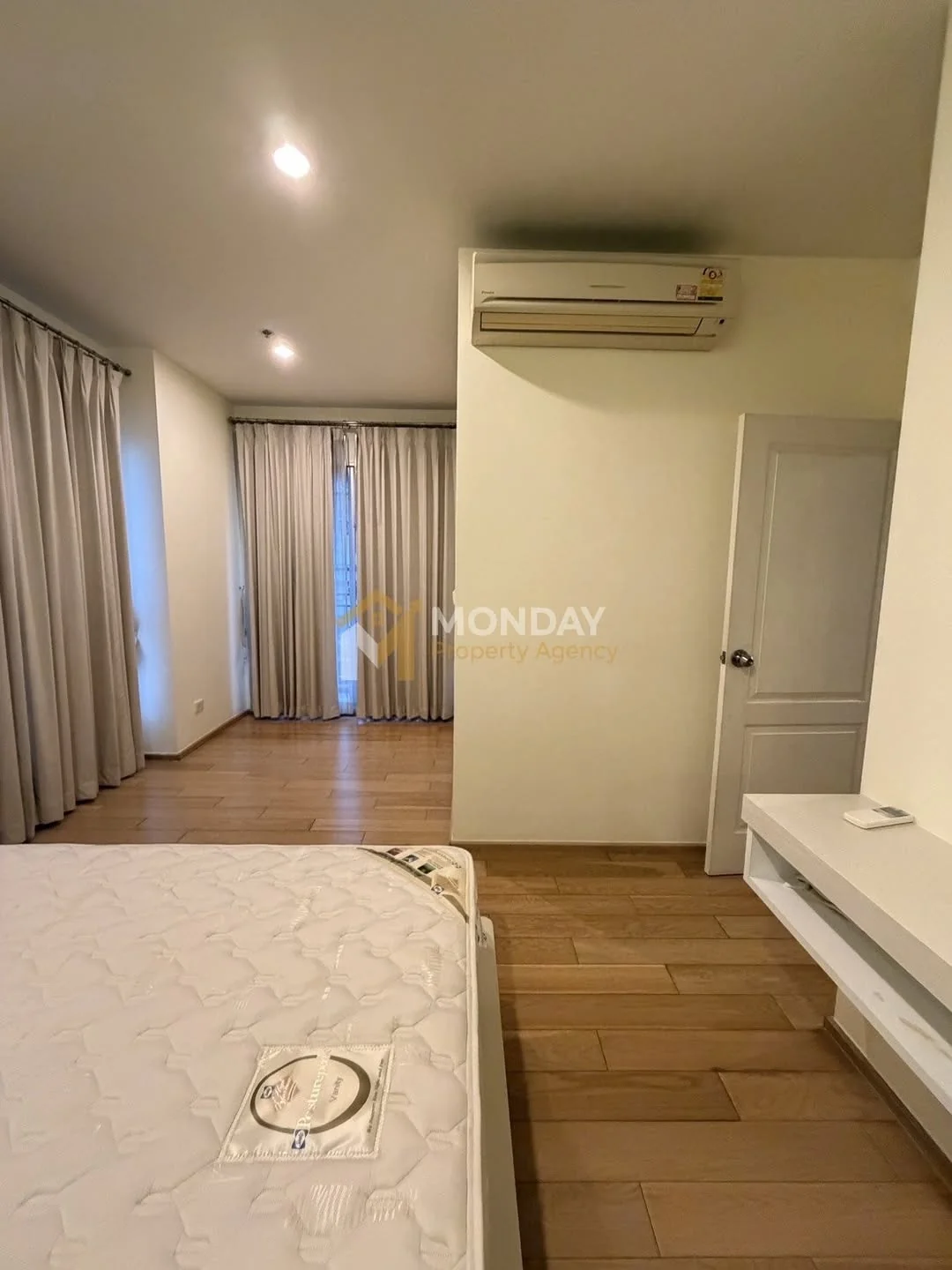1 Bedroom condo in Hive Sathorn