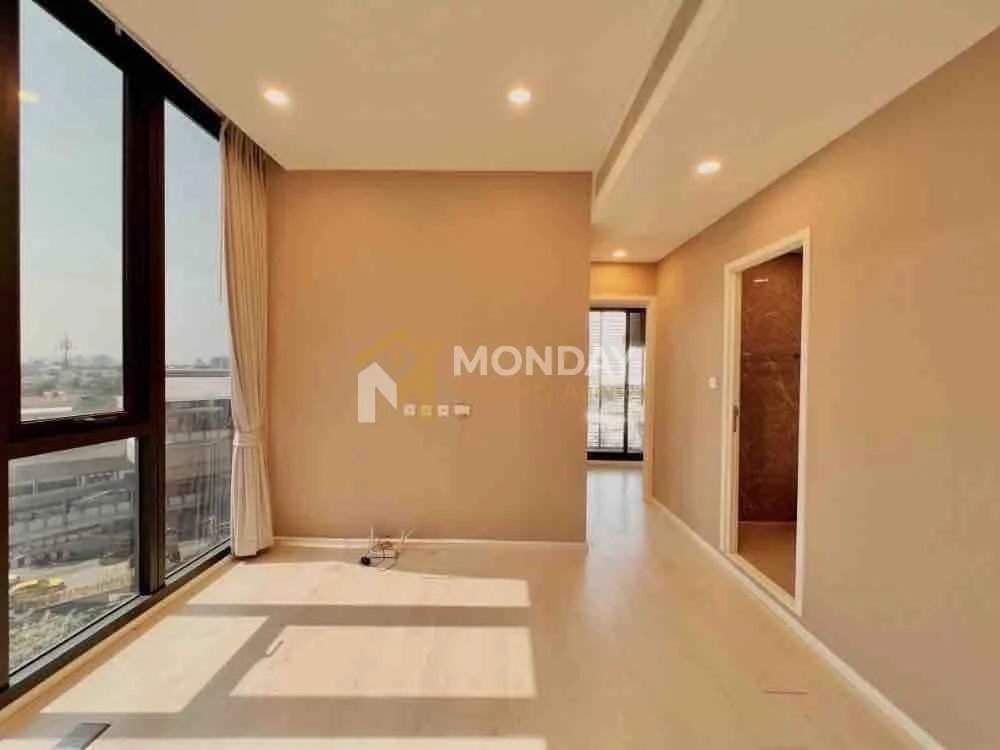 2 Bedroom condo in Mazarine Ratchayothin