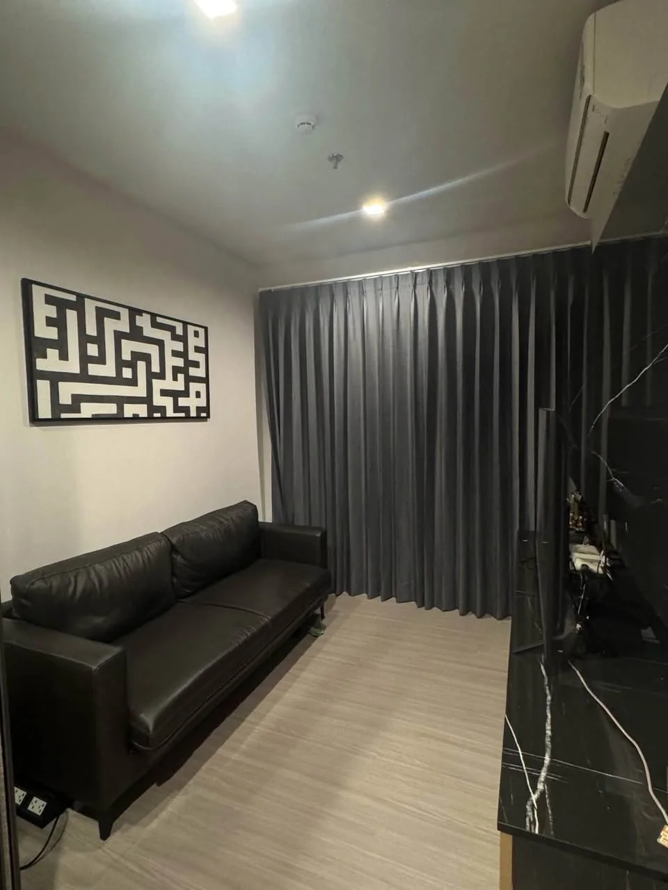 1 Bedroom condo in Life Asoke Hype