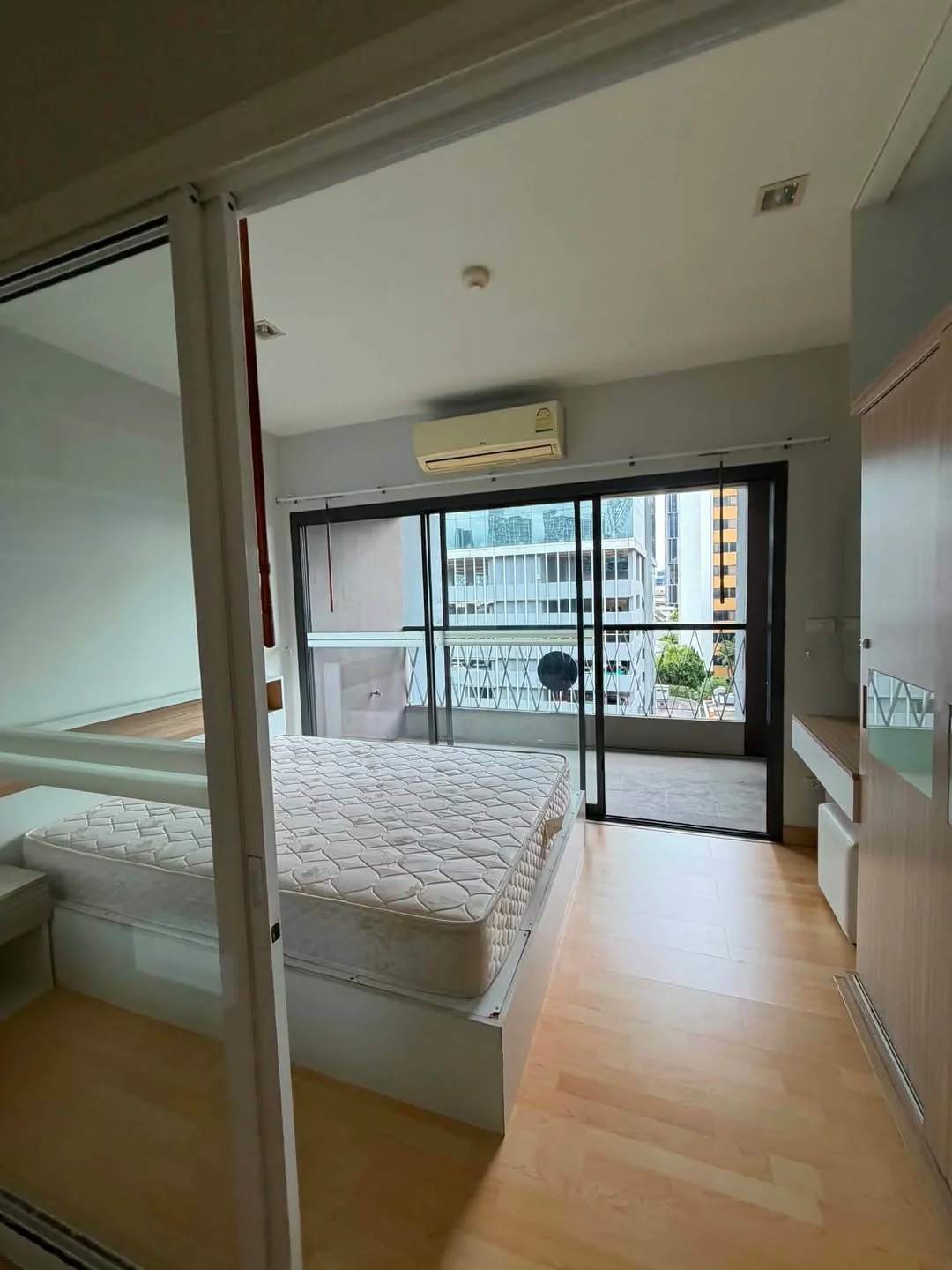 1 Bedroom condo in The Willows Park