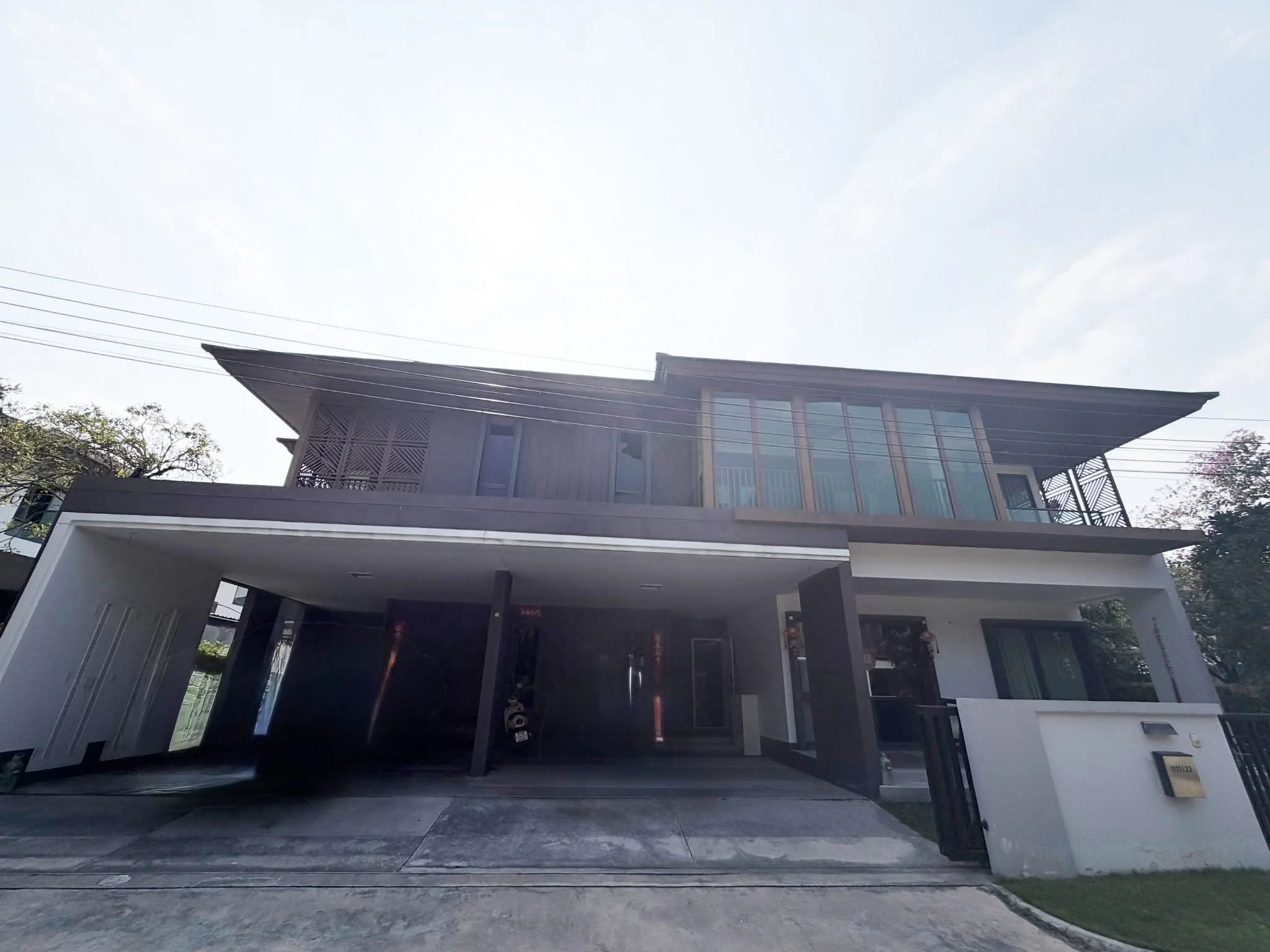 4 Bedroom condo in Burasiri Pattanakarn