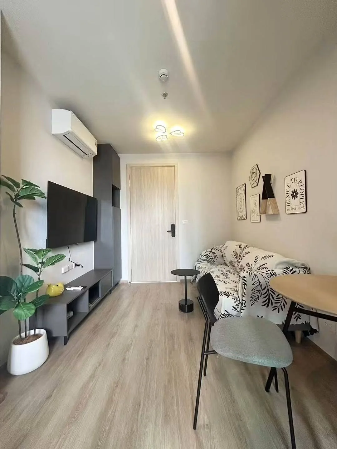 1 Bedroom condo in Nue District R9