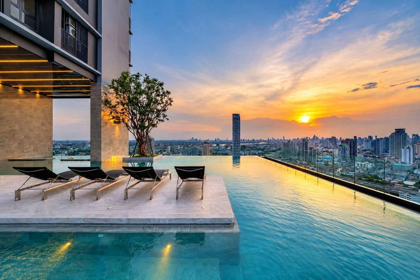 1 Bedroom condo in Knightsbridge Prime Onnut