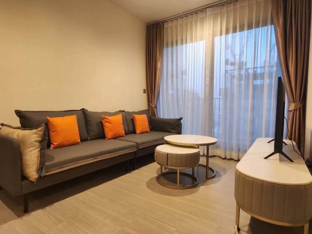 2 Bedroom condo in Life Asoke-Rama 9