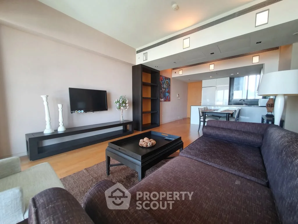2 Bedroom condo in The Met Sathorn