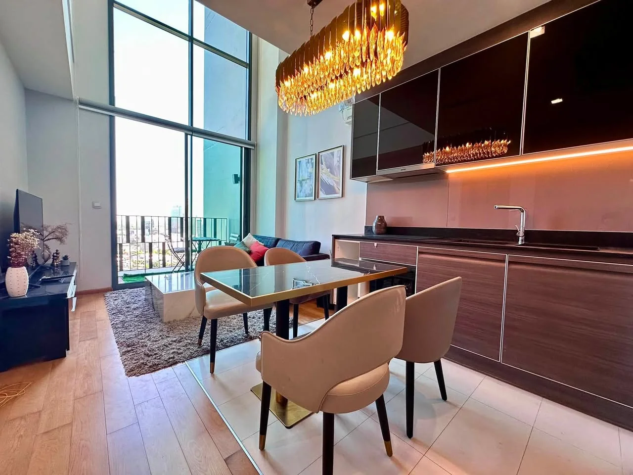 2 Bedroom condo in Keyne by Sansiri
