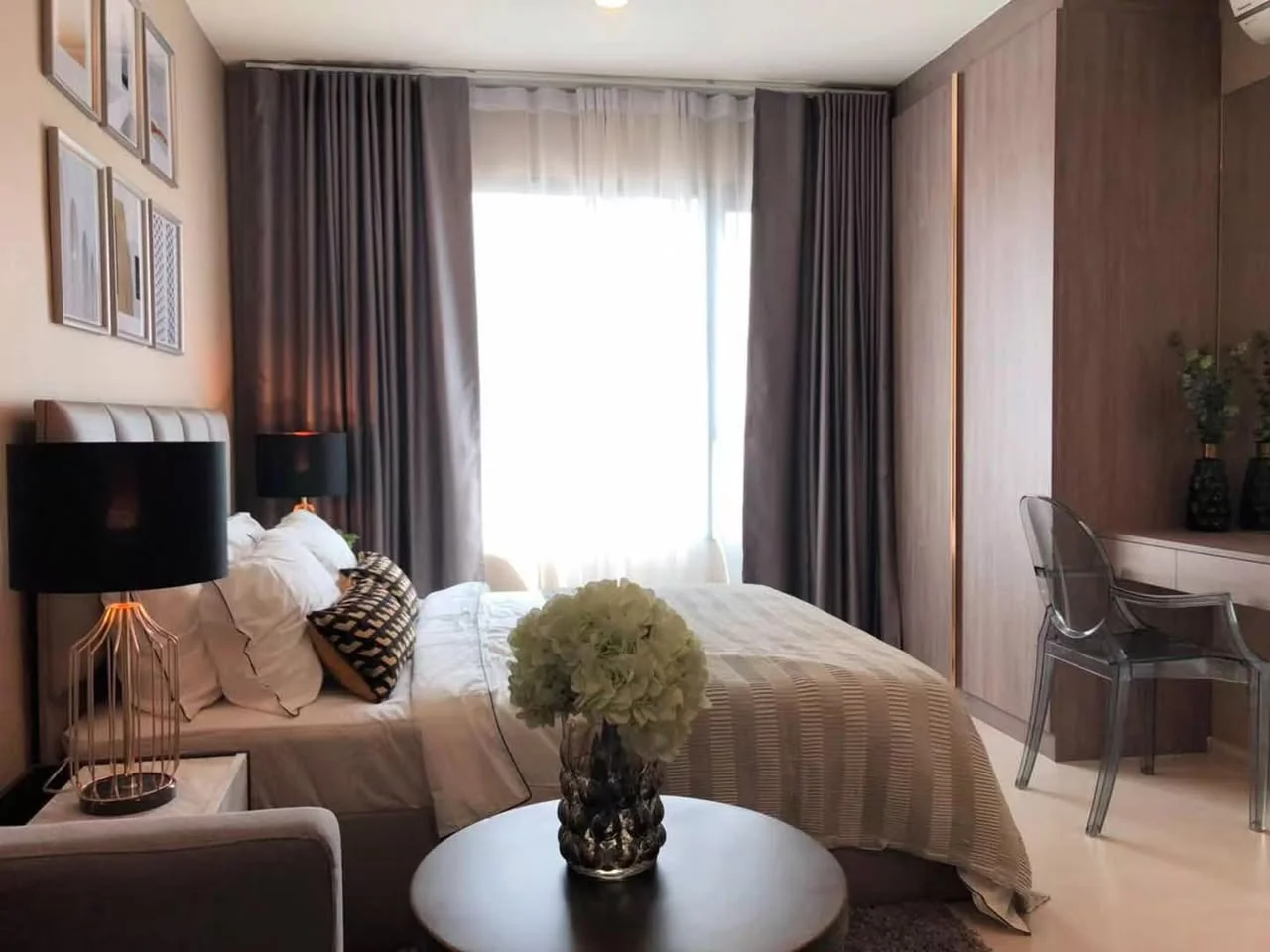 Studio condo in Life Asoke