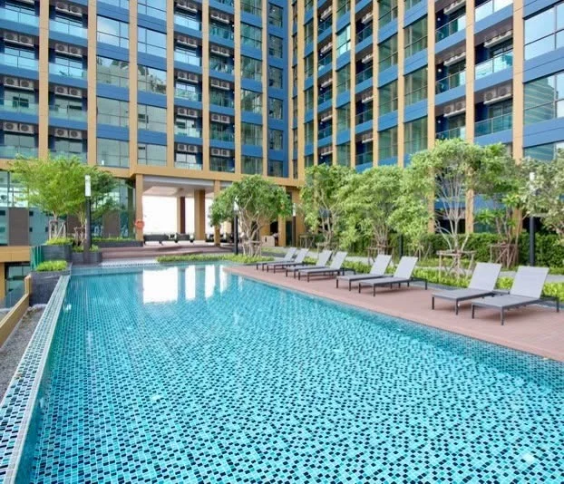 2 Bedroom condo in Lumpini Suite Phetchaburi-Makkasan