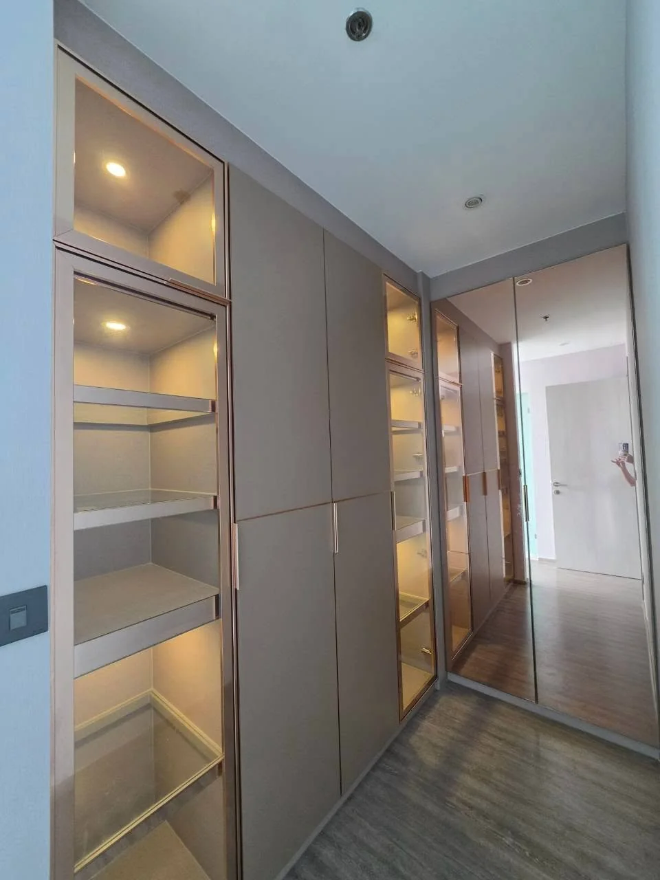 2 Bedroom condo in Rhythm Ekkamai