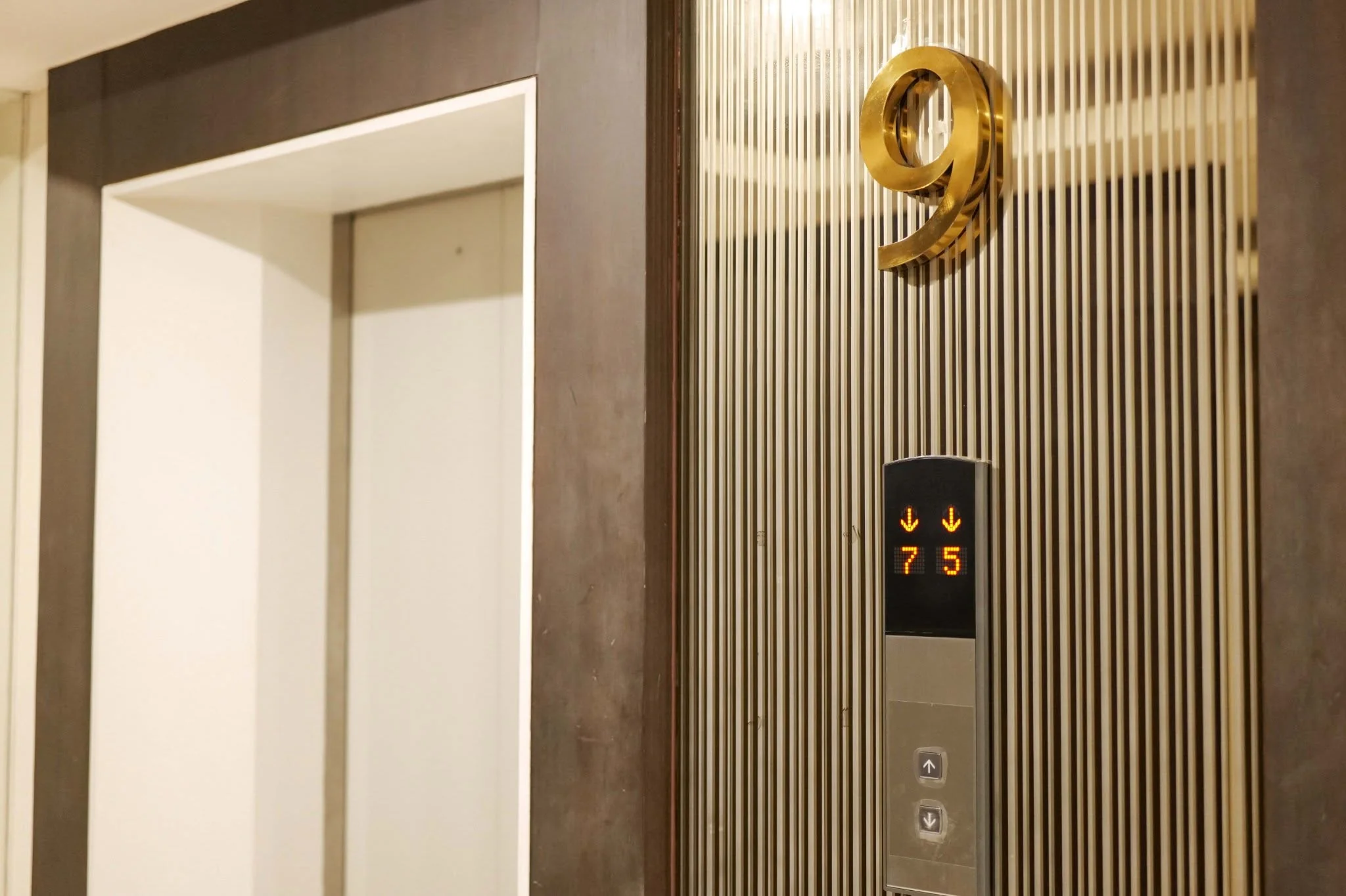 2 Bedroom condo in Le Luk Condominium