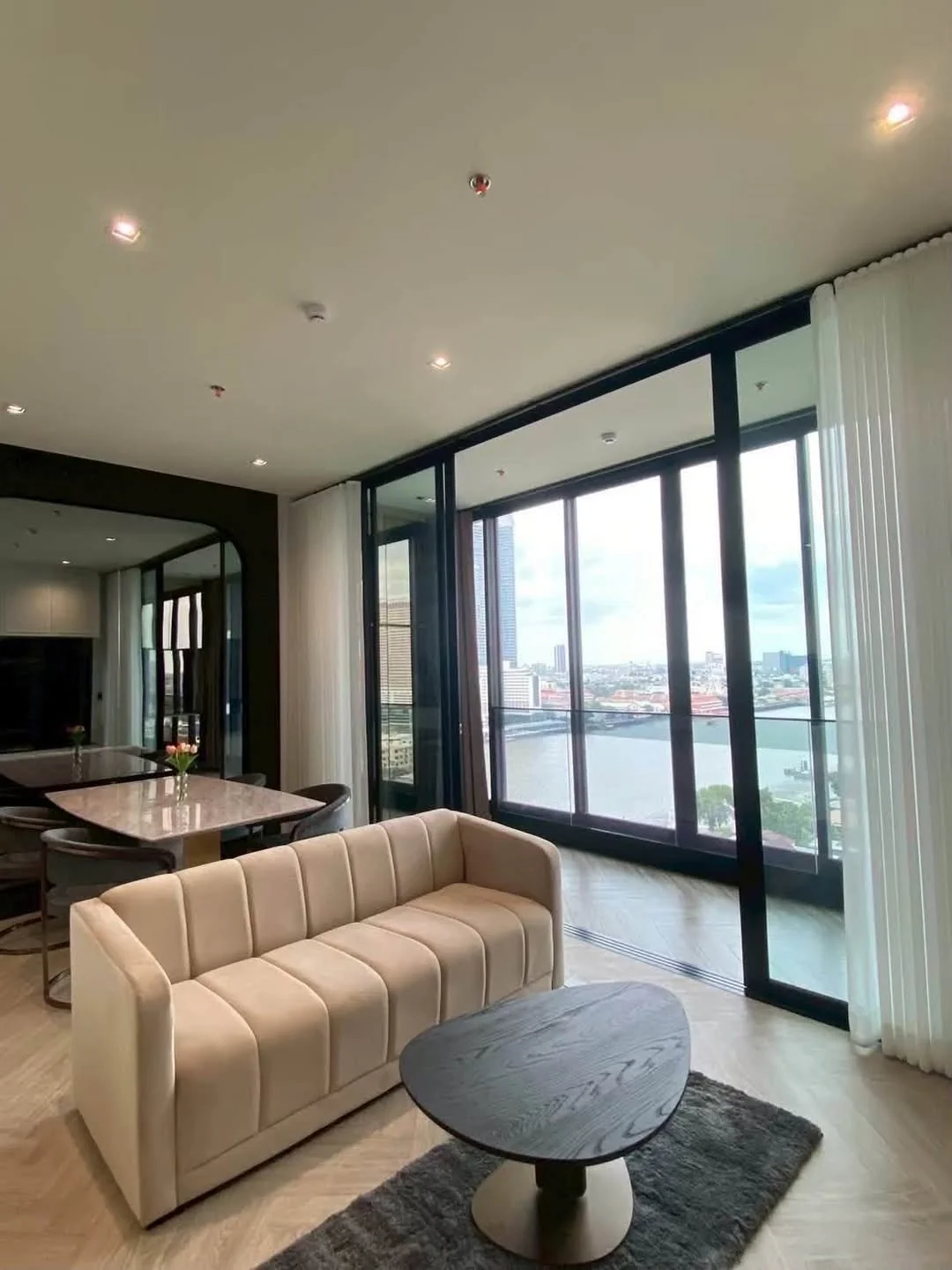 2 Bedroom condo in Chapter Charoennakhon–Riverside