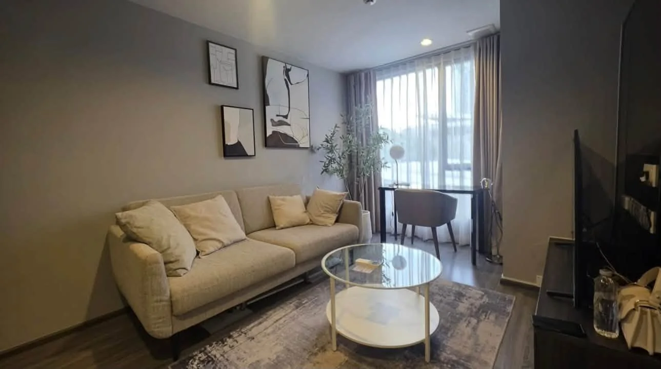 1 Bedroom condo in IDEO Mobi Sukhumvit 40