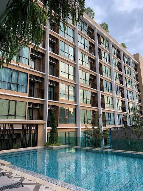 2 Bedroom condo in Brown Condo Huaikwang