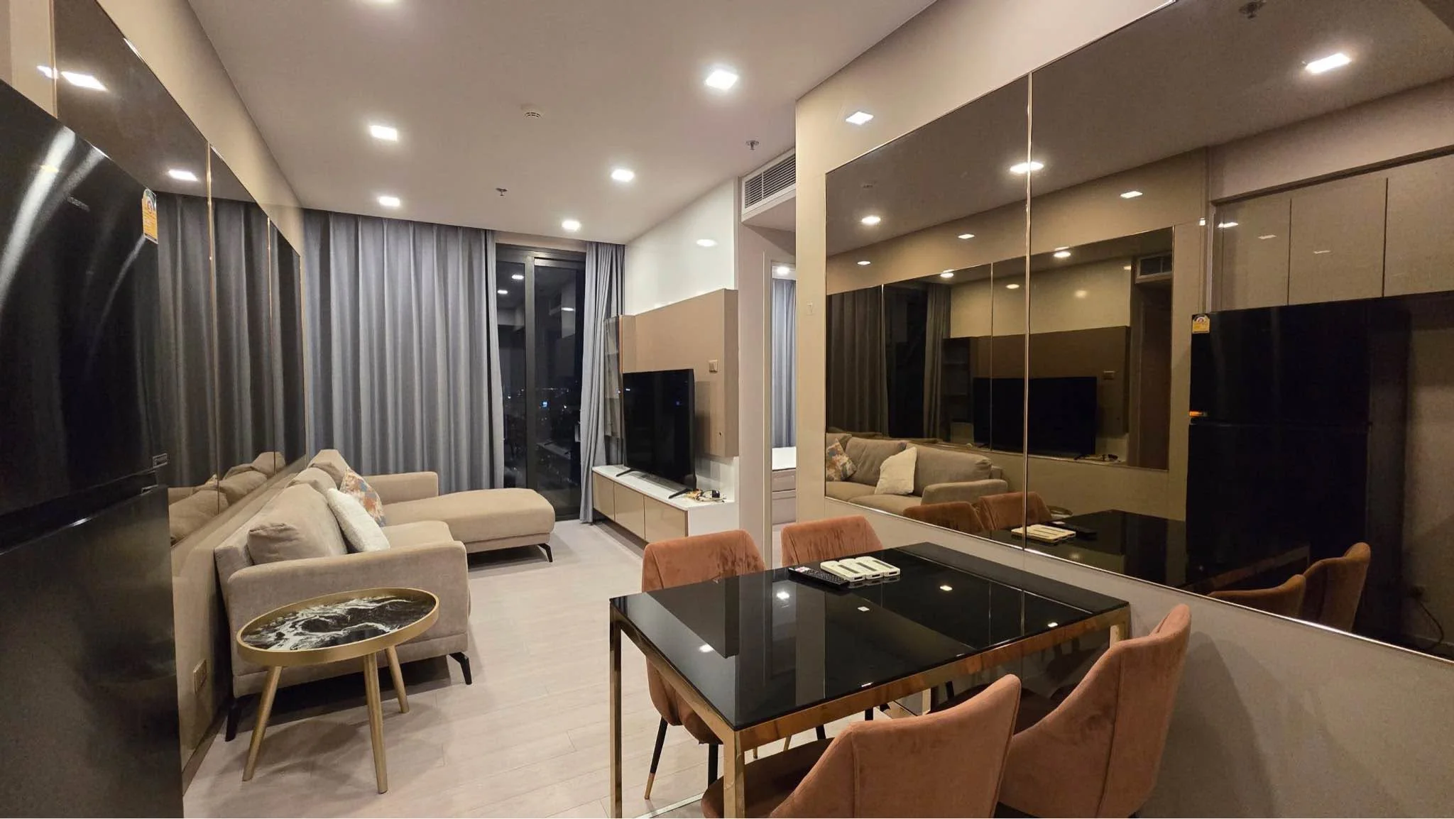 2 Bedroom condo in One9Five Asoke-Rama 9