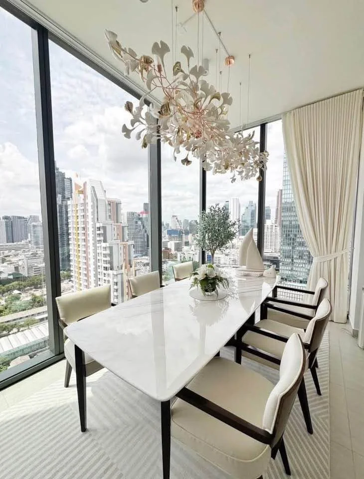 2 Bedroom condo in Tait Sathorn 12