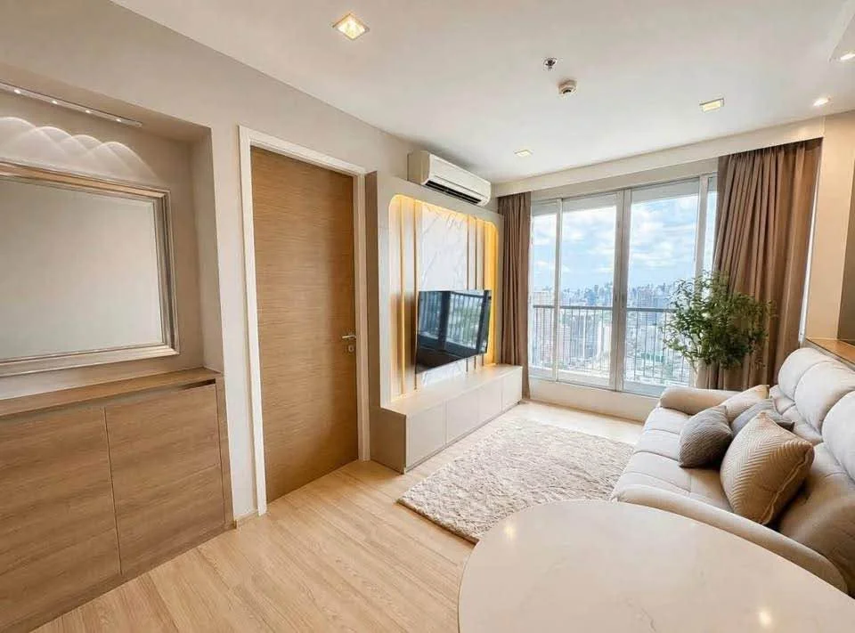1 Bedroom condo in Rhythm Phahol-Ari