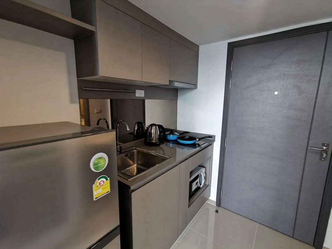 Studio condo in IDEO New Rama 9
