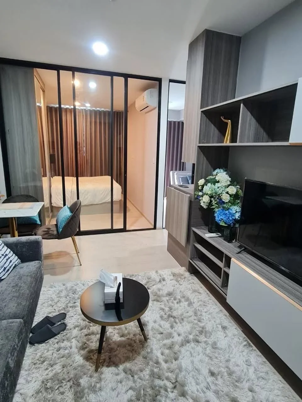1 Bedroom condo in KnightsBridge Phaholyothin Interchange