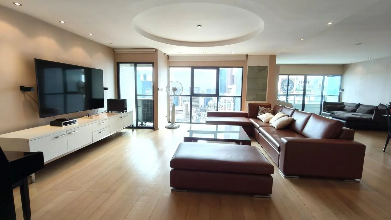 3 Bedroom condo in Sathorn Gardens