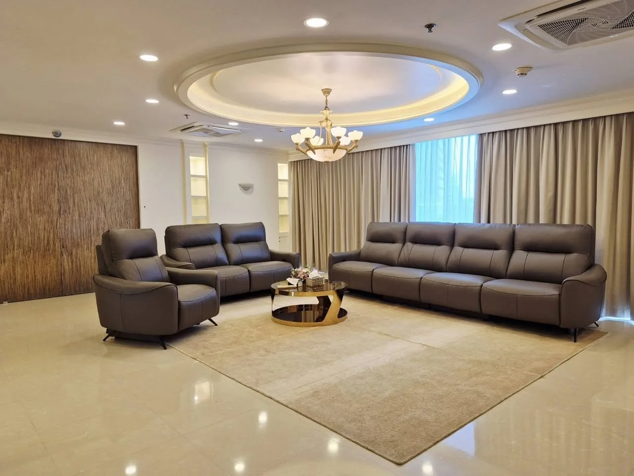 3 Bedroom condo in Lumpini Park View