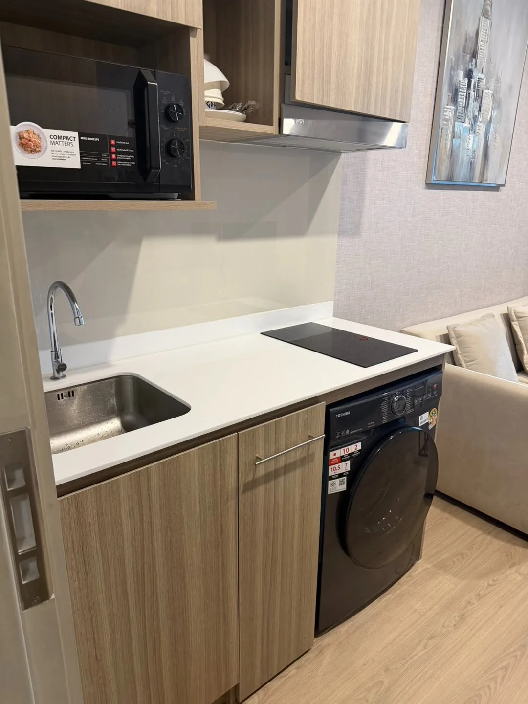 Studio condo in Life Rama 4-Asoke