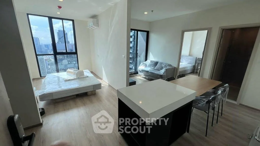2 Bedroom condo in Nue District R9