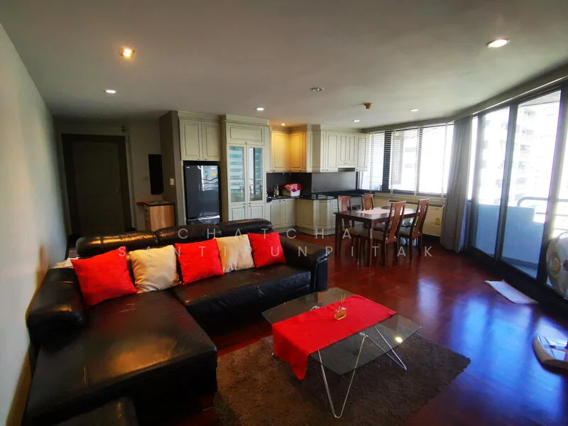 2 Bedroom condo in Lake Avenue Sukhumvit 16