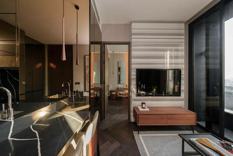 2 Bedroom condo in The Esse Sukhumvit 36