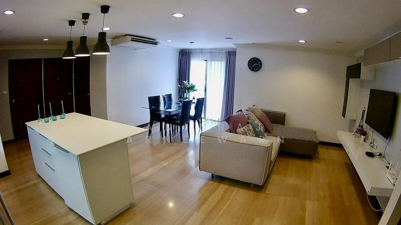 3 Bedroom condo in Richmond Palace