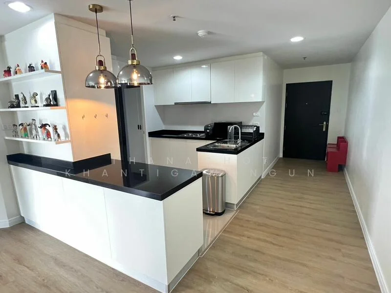 2 Bedroom condo in Belle Grand Rama 9